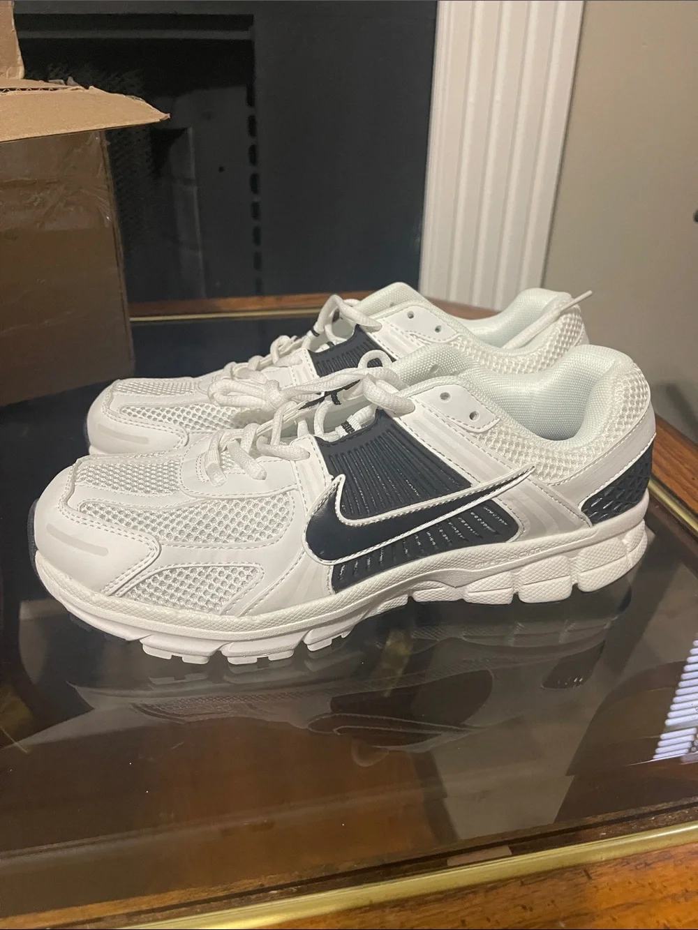 Nike White and Black Men's Athletic Sneakers